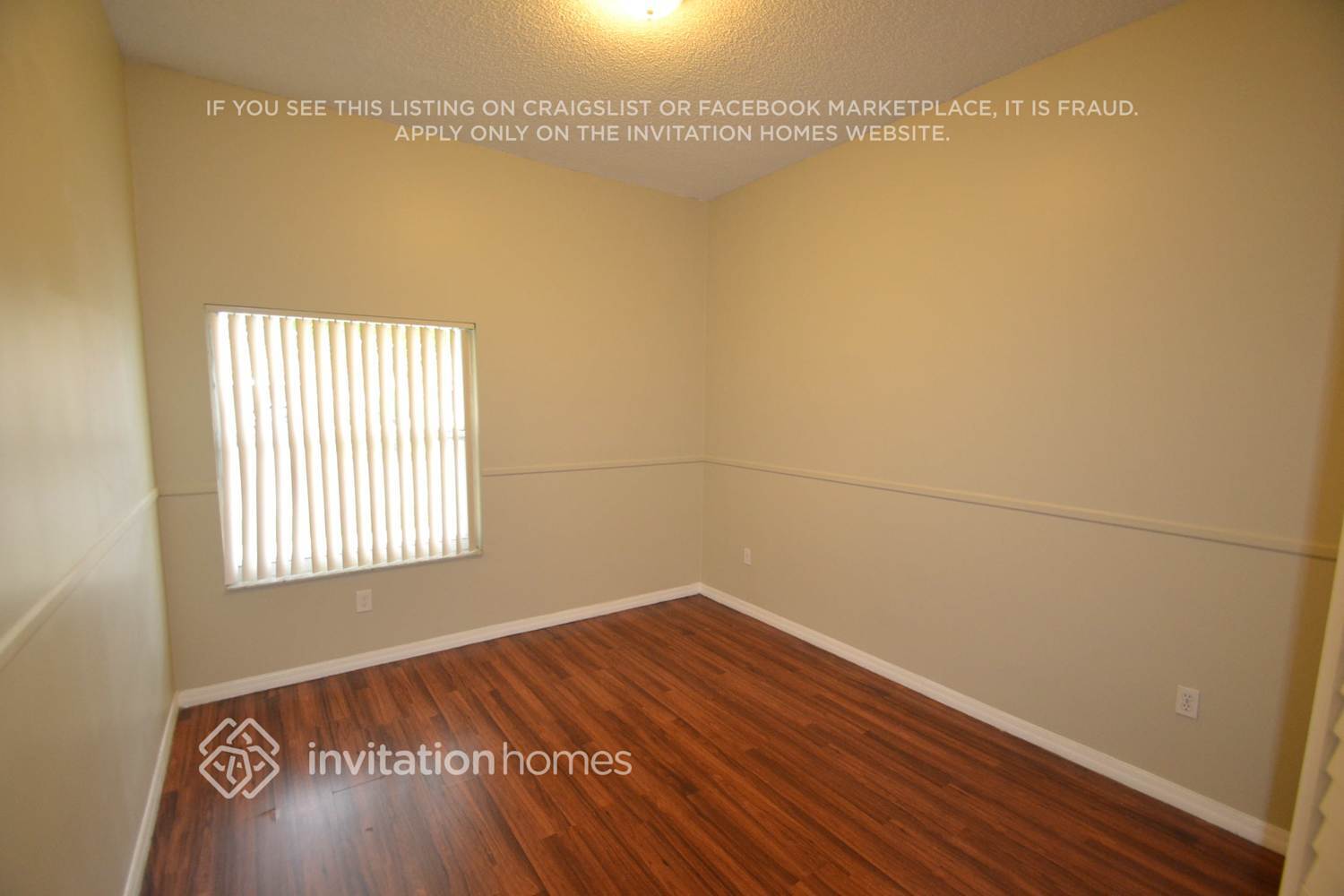 Building Photo - 2333 NW 195th Ave