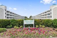 Building Photo - 6102 Seawall Blvd