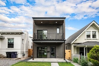 Building Photo - Back Duplex in Denver's Jefferson Park Nei...