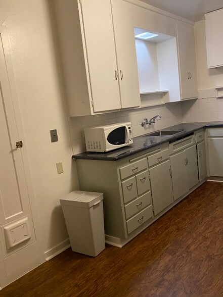 Building Photo - 2480 Virginia St