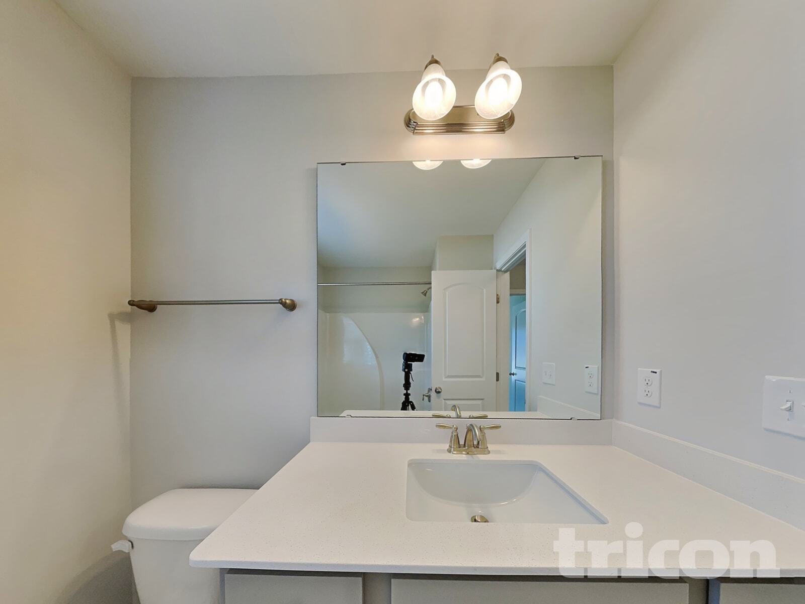 Building Photo - 176 Olde Pl