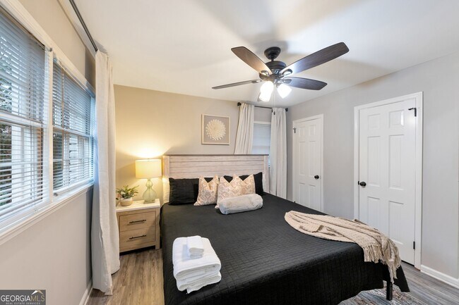 Building Photo - 2984 Blackberry Ln