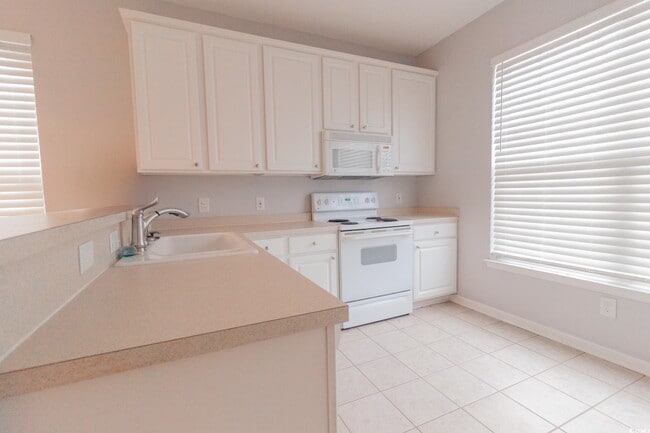 Building Photo - 211 Connemara Dr