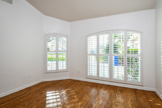 Building Photo - Home with a Pool in Saint Cloud, FL!