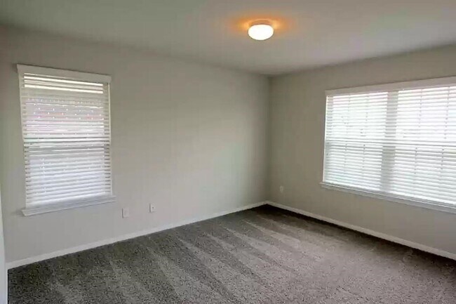 Building Photo - 17826 Auburn Heights Trail