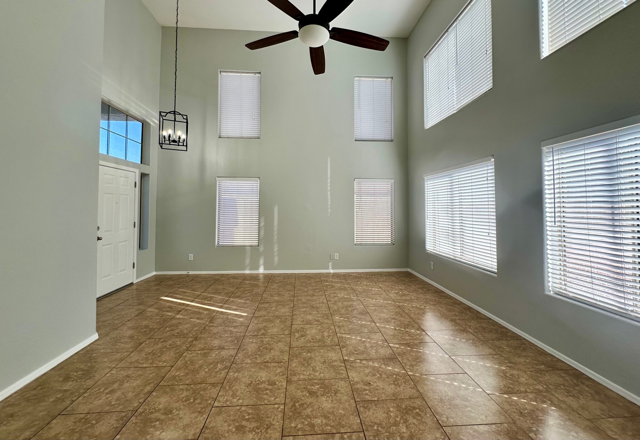 Building Photo - 6757 W Firebird Dr