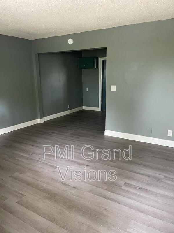 Building Photo - 1343 N Gulick Ave