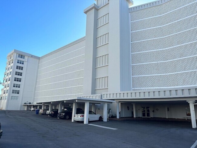 Building Photo - 3570 S Ocean Blvd