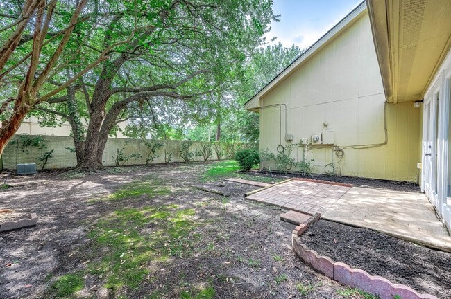 Building Photo - 11635 Snowmass Dr