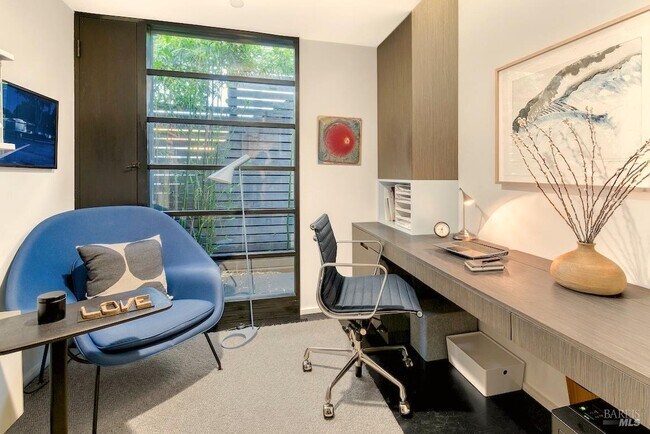 Building Photo - 162 Throckmorton Ave