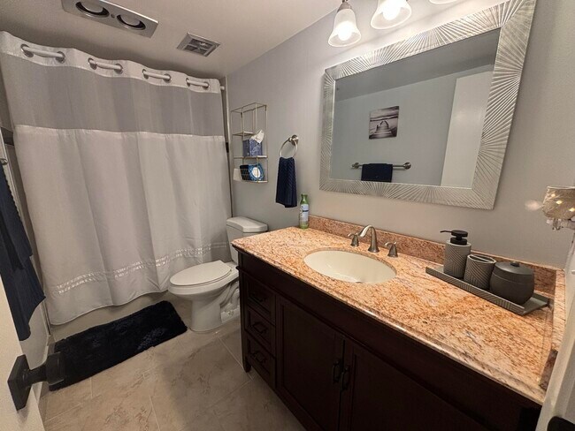 Building Photo - 1705 Presidential Way
