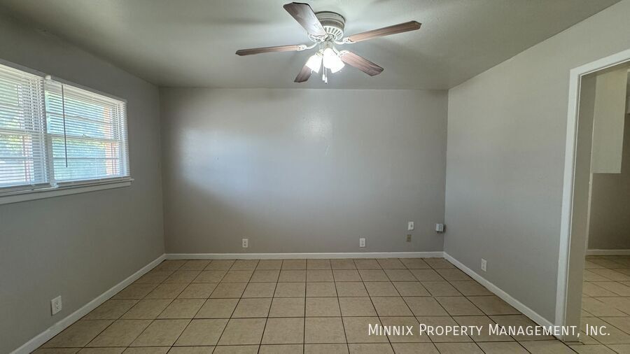 Building Photo - 3816 44th St