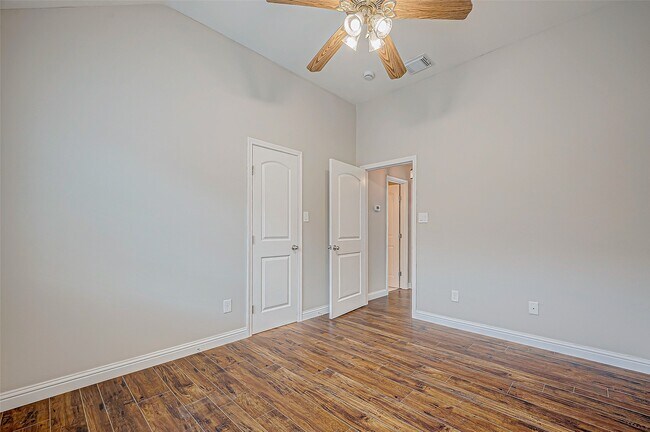 Building Photo - 5410 Portage Rock Ln
