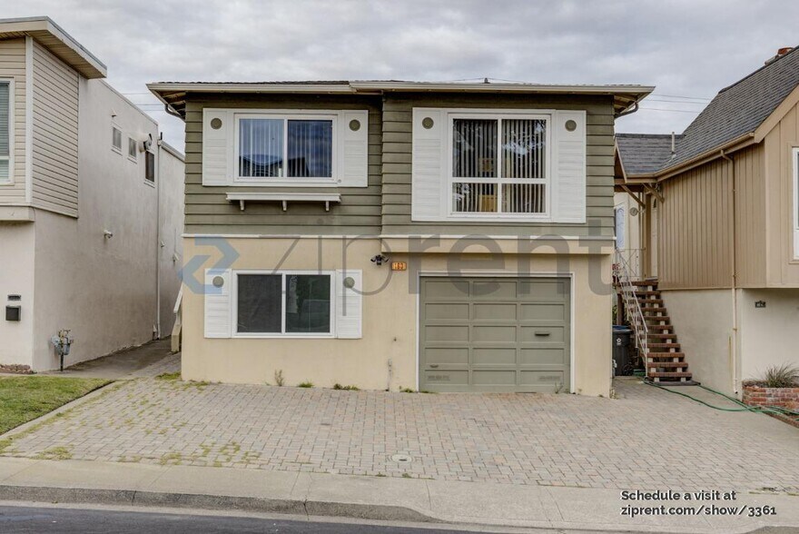 Building Photo - Unit