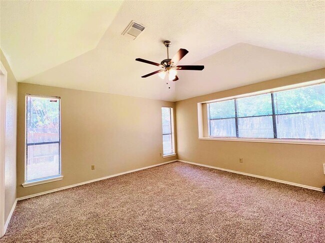 Building Photo - 18418 Arbormont Dr