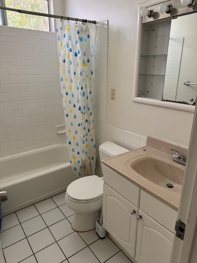 Outside bathroom - 440 Veteran Ave