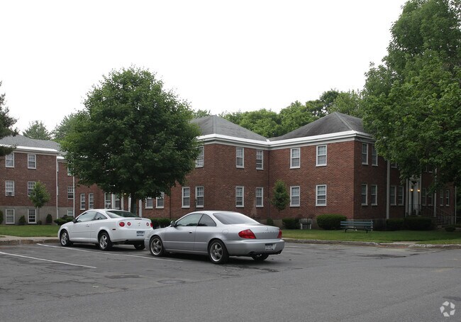 Colonial Gardens Apartments - 13 Hartford Ave Glens Falls NY 12801