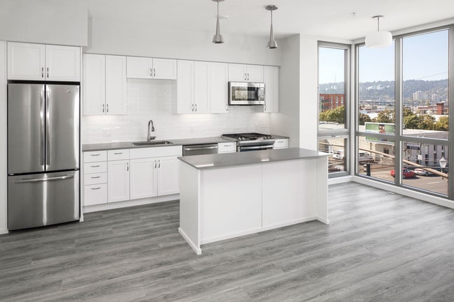 Building Photo - Ella Marie Apartments