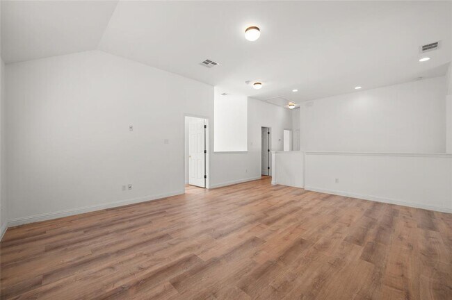 Building Photo - 3664 Rosalina Loop