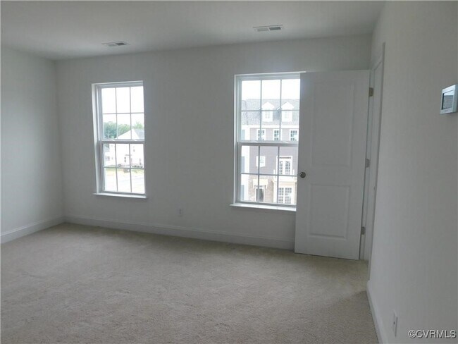 Building Photo - 7037 Leire Ln