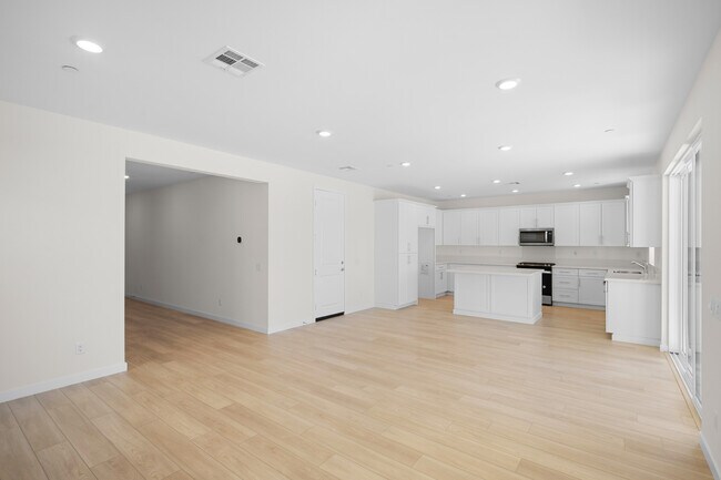 Building Photo - 23775 Orange Blossom Dr