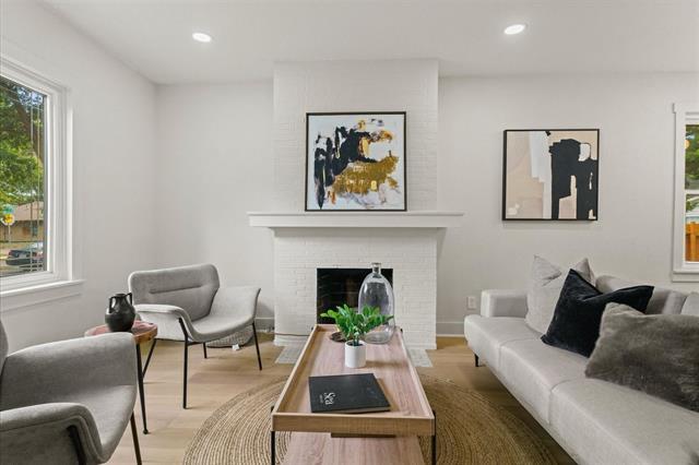 Building Photo - 814 Turner Ave