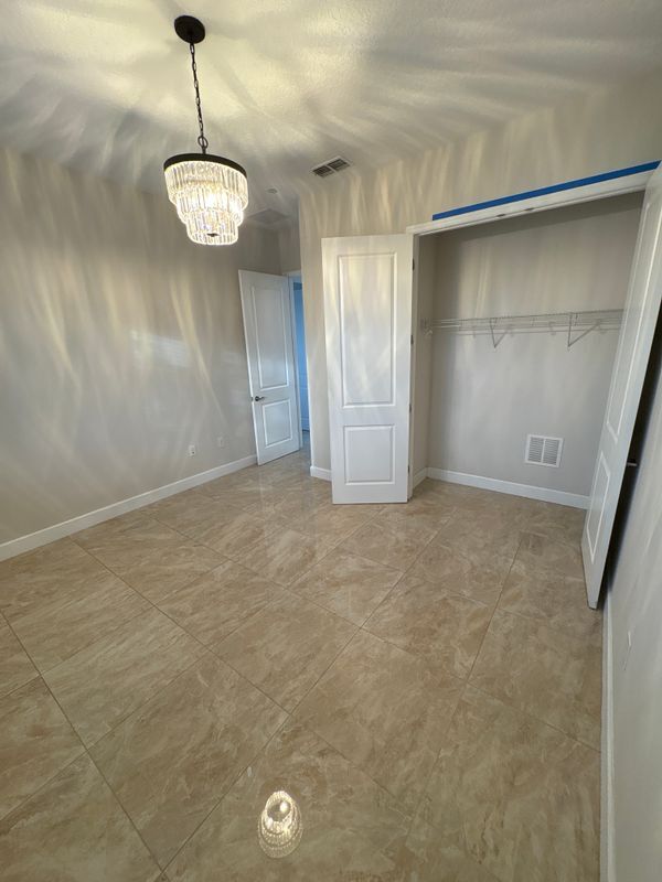 Building Photo - 13775 Benavente Ave