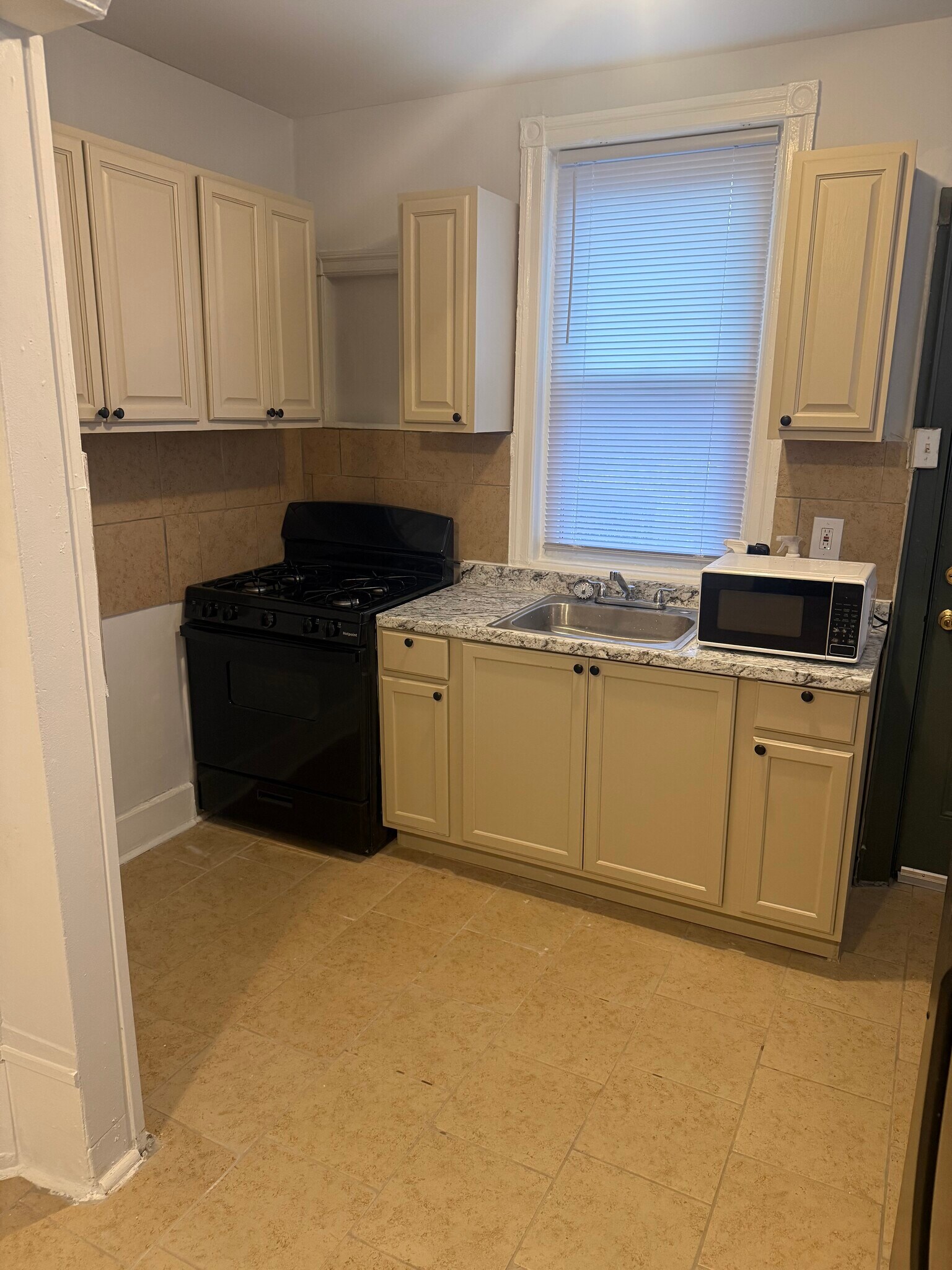 Building Photo - 3550 N Marshall St