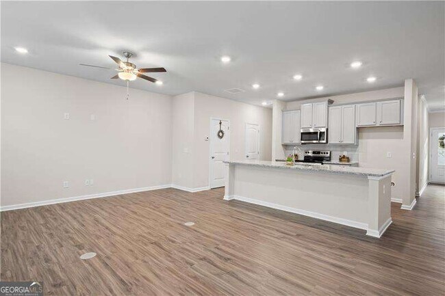 Building Photo - 284 Whitetail Cir