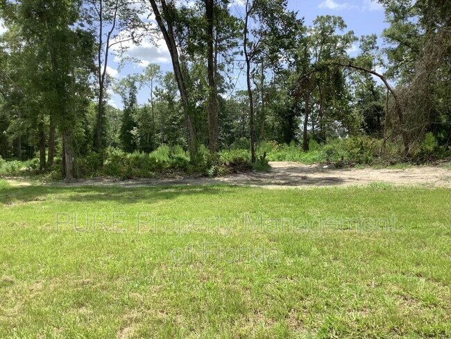 Building Photo - 15544 SW 41st Street Rd