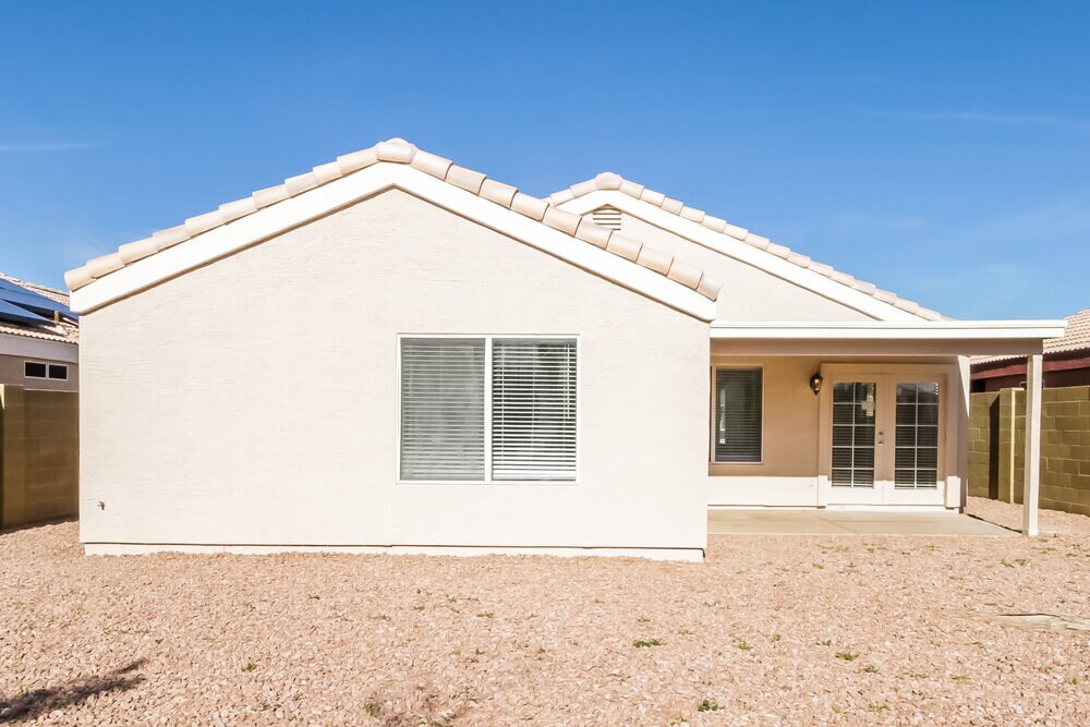 Building Photo - 851 E Boston St