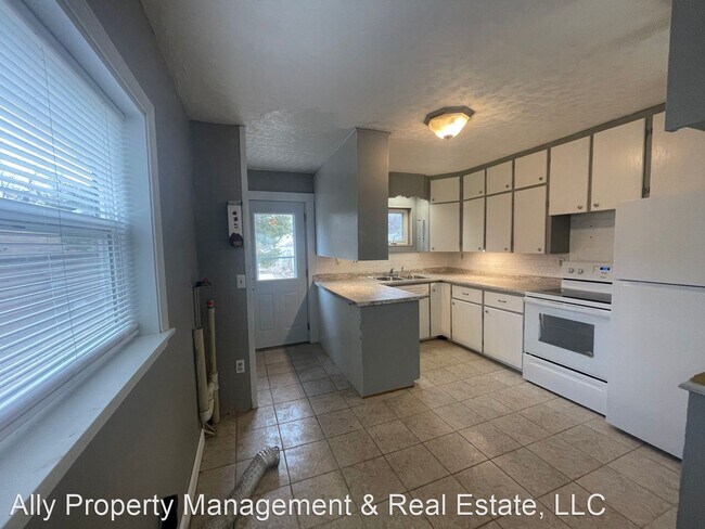 Building Photo - 2 br, 1 bath House - 1235 Q St
