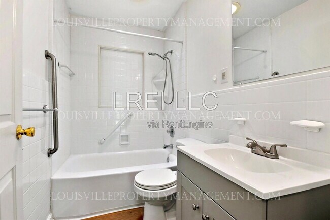 Building Photo - 959 McKinley Ave