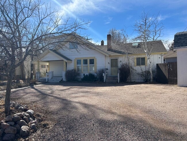 Building Photo - 1-Bedroom in Quiet 4-Plex near Ivywild