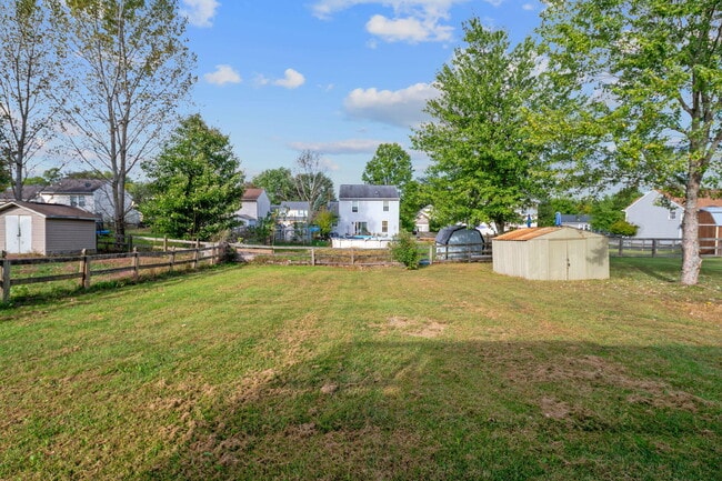 Building Photo - 2524 Aly Sheba Dr