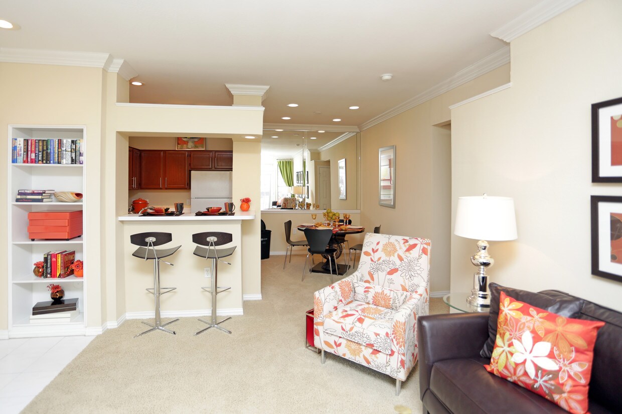 Lenox Village Apartments Lincoln