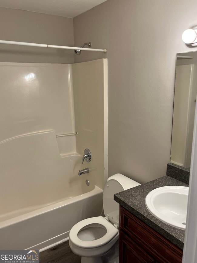 Building Photo - 434 WI Pkwy