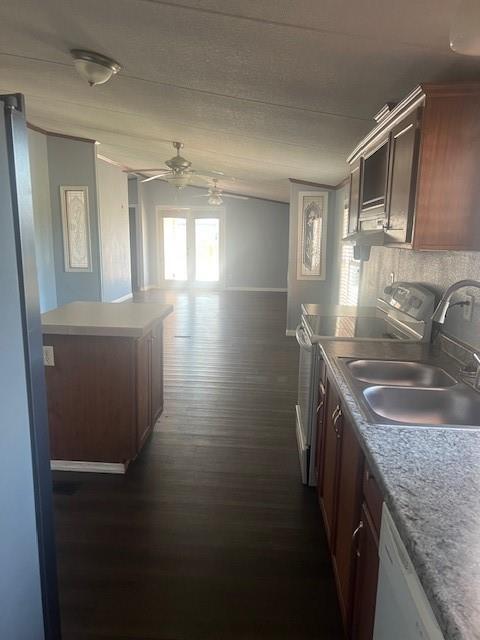 Building Photo - 21611 Island Lake Loop W