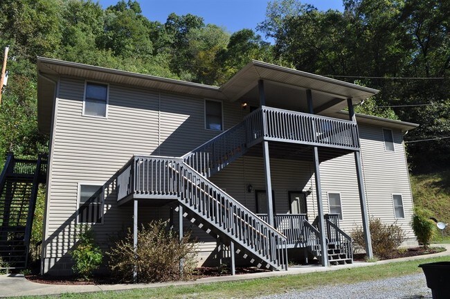 Primary Photo - Apartment For Lease!!