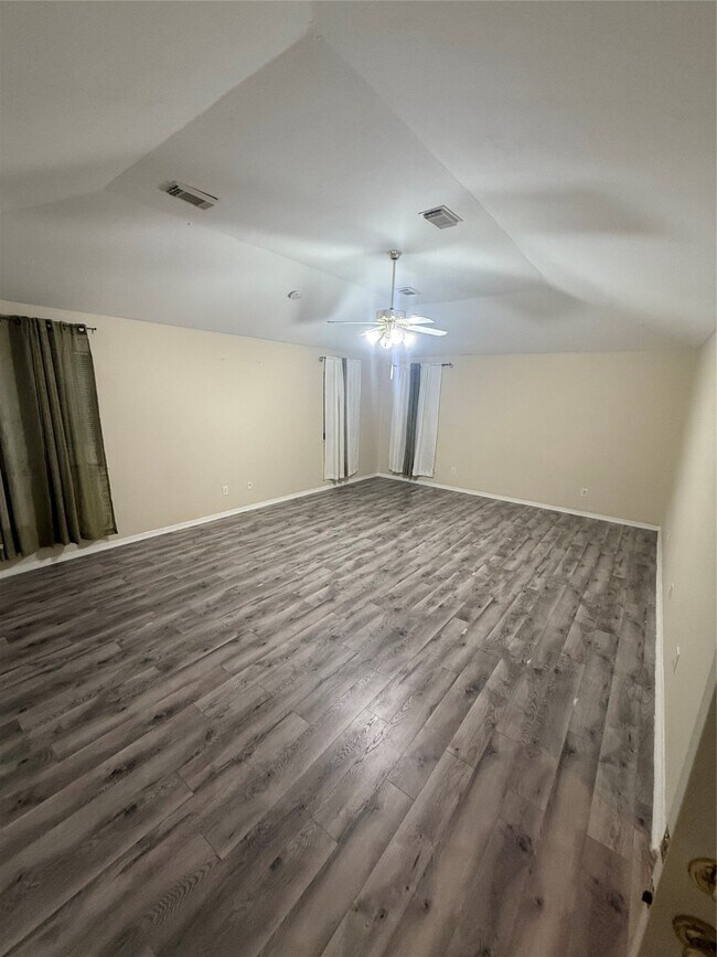 Building Photo - 1809 Oakland Cir