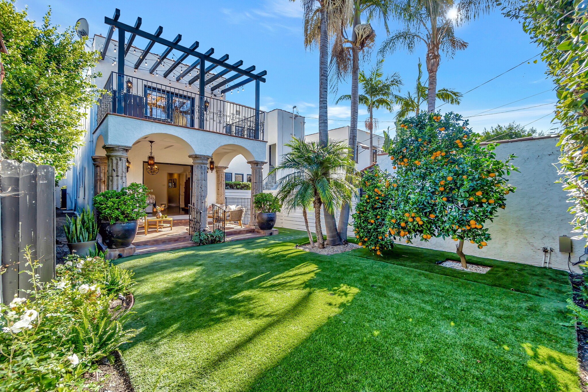 Private Backyard - 343 N Croft Ave