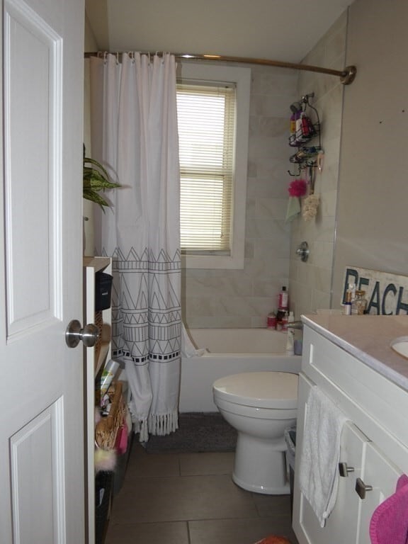 Building Photo - 37 Condor St