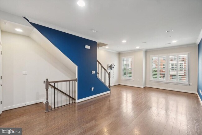 Building Photo - 241 Kepler Dr
