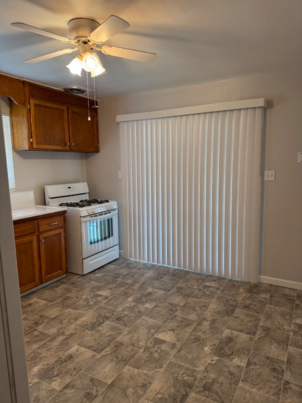 Building Photo - 426 Cowell Ave