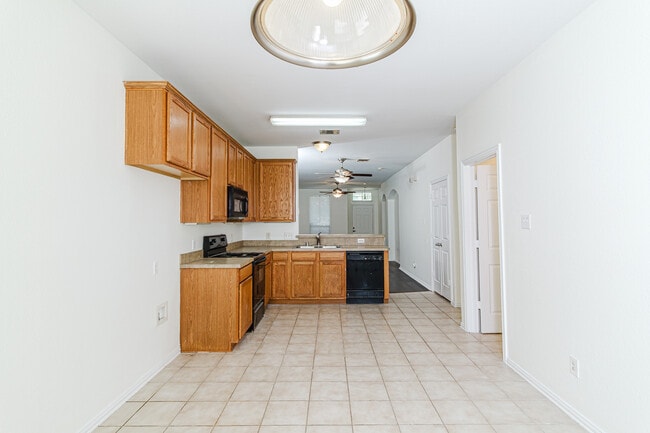 Building Photo - 10120 Cedar Lake Dr