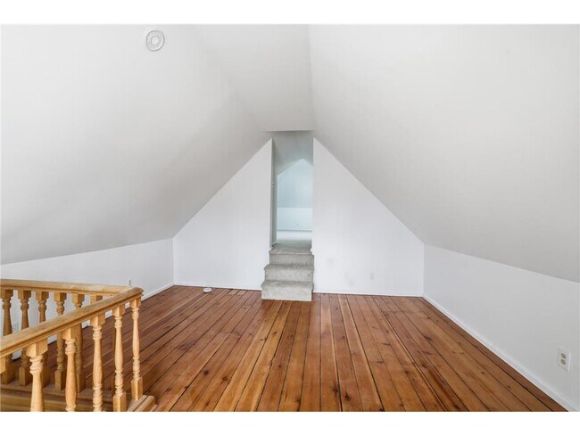 Building Photo - 546 Ashland Ave