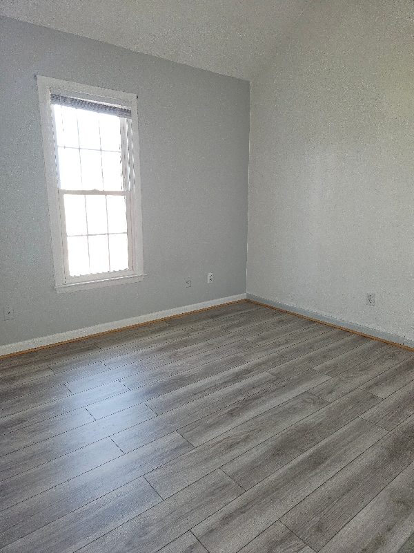 Building Photo - 3040 Winterberry Dr