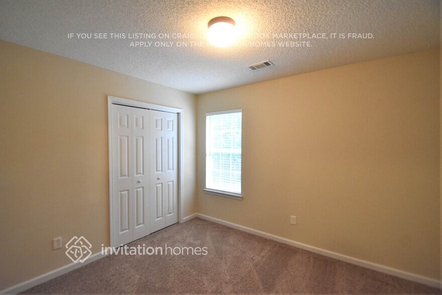 Building Photo - 805 Summit Park Trail