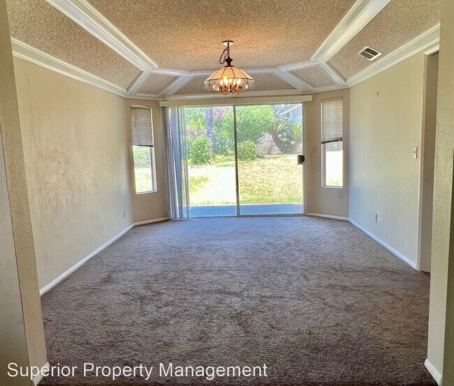 Building Photo - 4 br, 3 bath House - 910 High Country Dr.