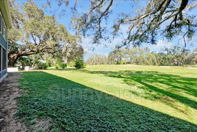 Building Photo - 42 Nottingham Way